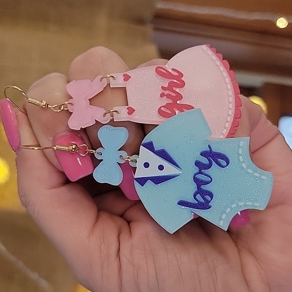 Baby Boy Baby Girl Earrings - Picture 4 of 6